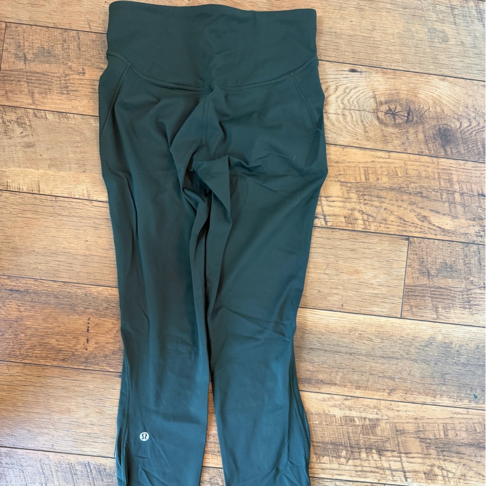 Lululemon Dark Green Leggings, size 6